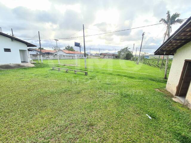 Terreno para Venda em Penha - 4