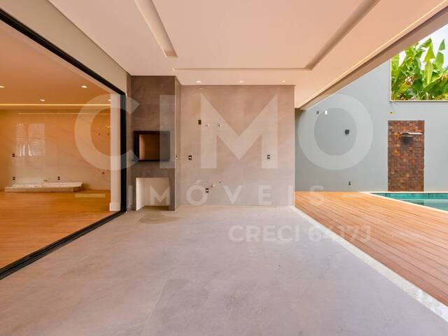 #2005 - Casa para Venda em Blumenau - SC - 1