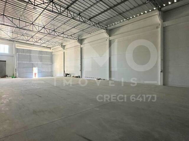 #2010 - Galpão para Locação em Itapema - SC - 2