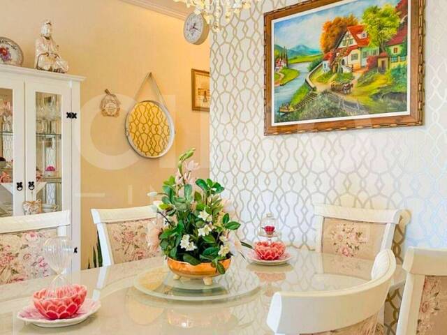 #2012 - Apartamento para Venda em Blumenau - SC - 2