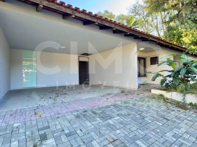 #2013 - Casa para Locação em Blumenau - SC - 2