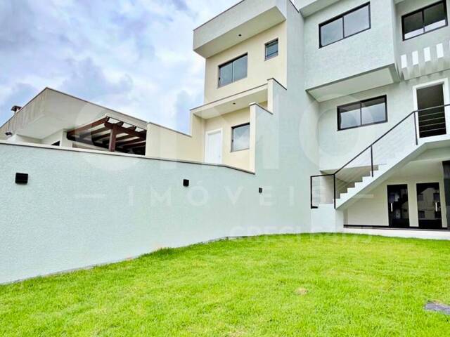 #2052 - Casa para Venda em Blumenau - SC - 2