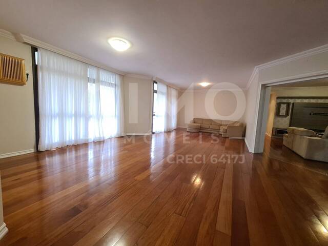Apartamento no Jardim Blumenau